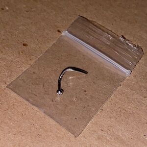 RHINESTONE CORKSCREW NOSE RING